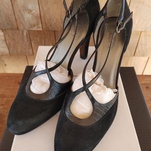 Ann Taylor LOFT black suede & leather pumps, size 11